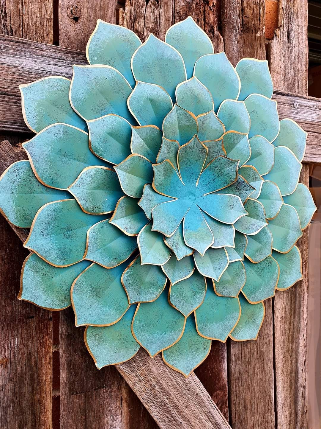 metal succulent wall hanging GREEN METAL WALL SUCCULENT LARGE – Forum4 Collections