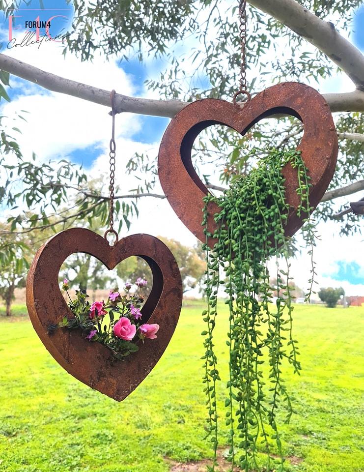 RUSTY HANGING HEART PLANTER  Forum4 Collections