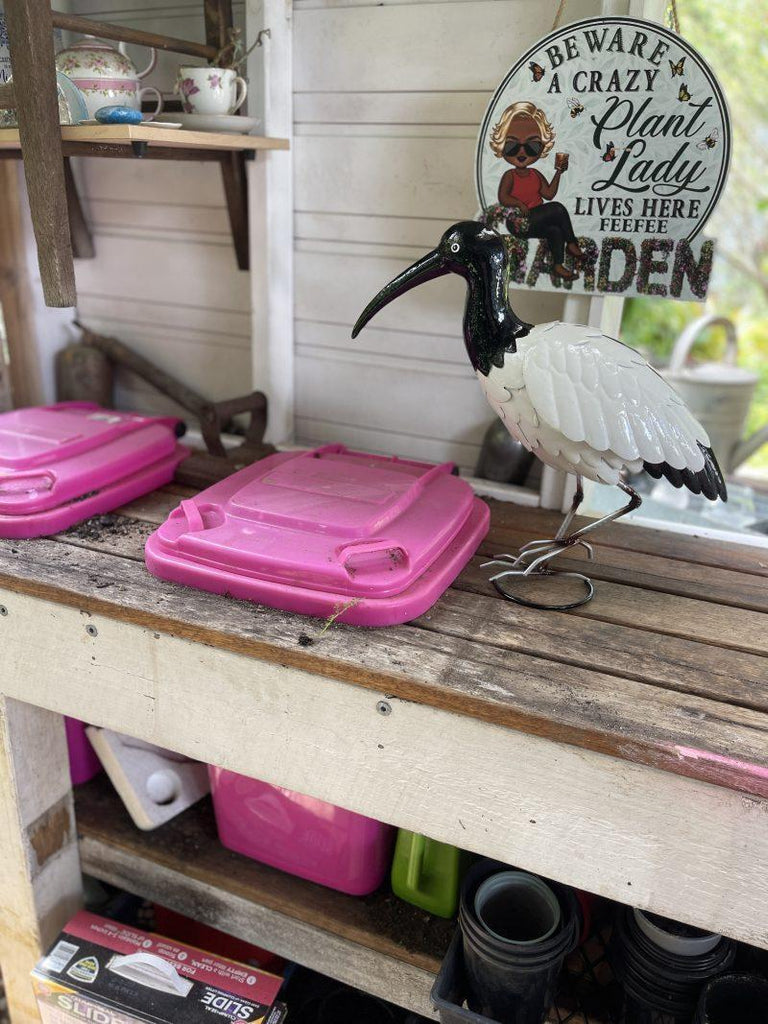 METAL IBIS BIRD ( AKA BIN CHICKEN )